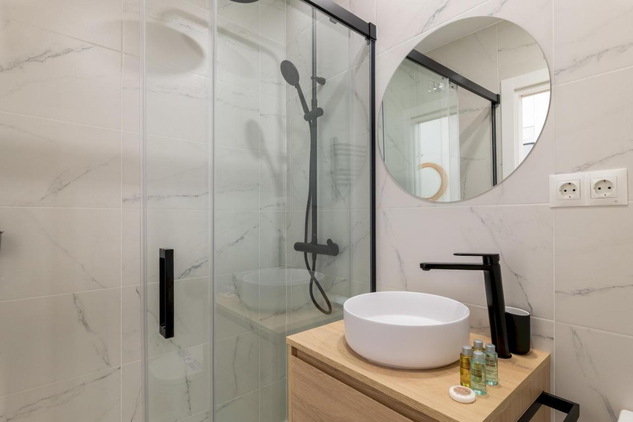 2 Bedrooms 2 Bathrooms Furnished - Retiro - Refurbished - Mintystay Madrid Esterno foto